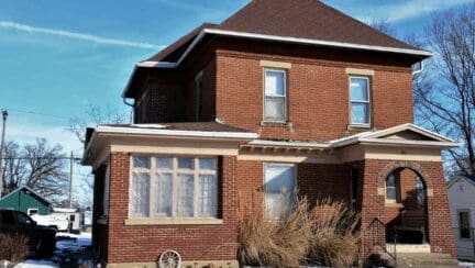 A house that an owner can sell fast for cash in Champaign IL