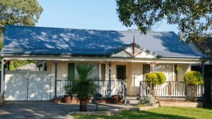 A house whose owner wonders how to sell as is in Miami