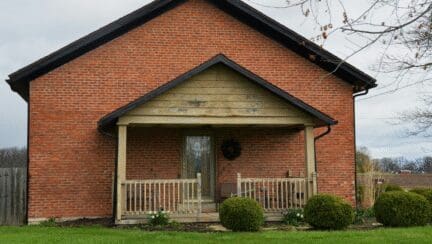 A house that an owner can sell for cash in Bellevue WA