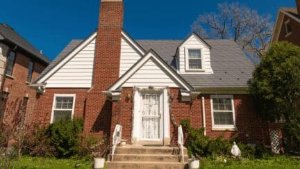 A house that an owner can sell for cash in Decatur