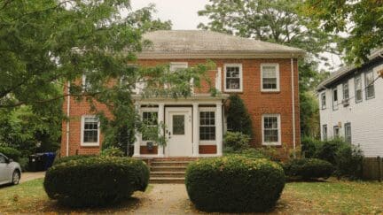 A house that can be sold to we buy houses companies in Lithonia, GA