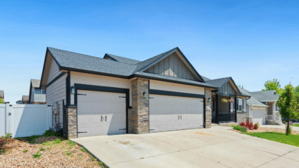 A photo to represent the best time to sell a house in Nashville, TN