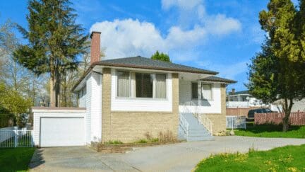 Cumberland, where home sellers can choose to sell their house for cash