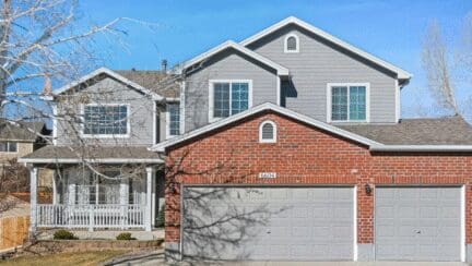 A house that can be sold to we buy houses companies in Elk Grove CA
