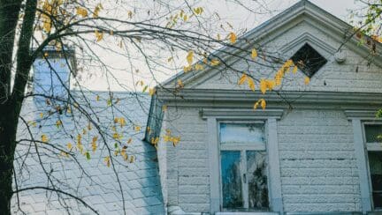 A house that an owner might sell for cash in Syracuse NY