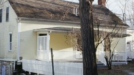 A house that an owner can sell for cash in Lewisville TX