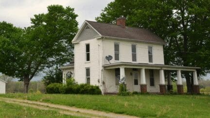 A house that an owner might sell for cash in Kansas