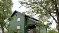 A house that an owner might sell for cash in Abbotsford