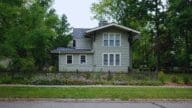 A house that an owner might sell for cash in Galveston