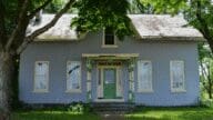 A house that an owner might sell for cash in Edinburg