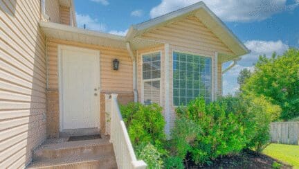 A house that can be sold to we buy houses companies in Murray, Utah