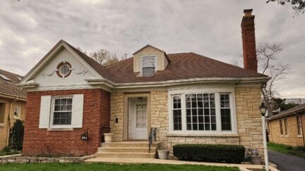 A house that an owner might sell to we buy houses companies in Hammond