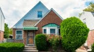 A house in Scottsdale to represent bridge loans in Rhode Island