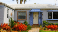 An image of a house in P{alm Coast where home sellers can choose to sell for cash