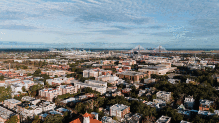 Aerial view of Savannah Georgia, where homes can sell for cash